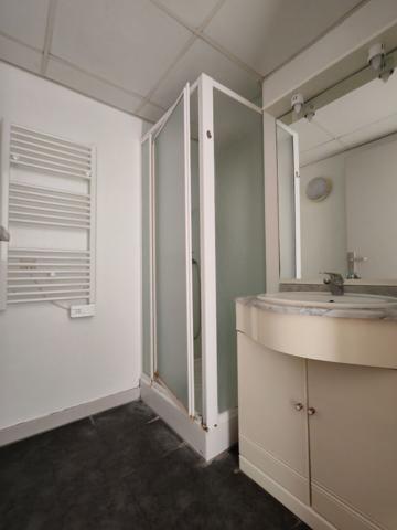 Appartement 2 pièces à louer Rochefort - 17300 / Réf: 1698