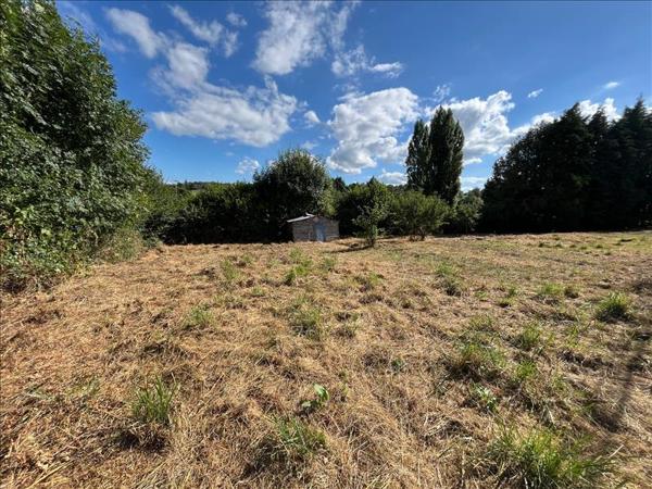 Terrain à vendre |  Azerables |  938 m²