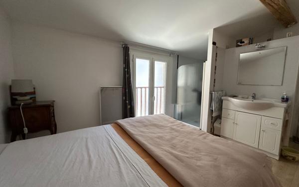 Maison à vendre    2 pièces •  Malviès