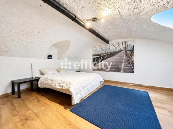 Appartement
         3 pièces
        - 72 m² 318 000 € *