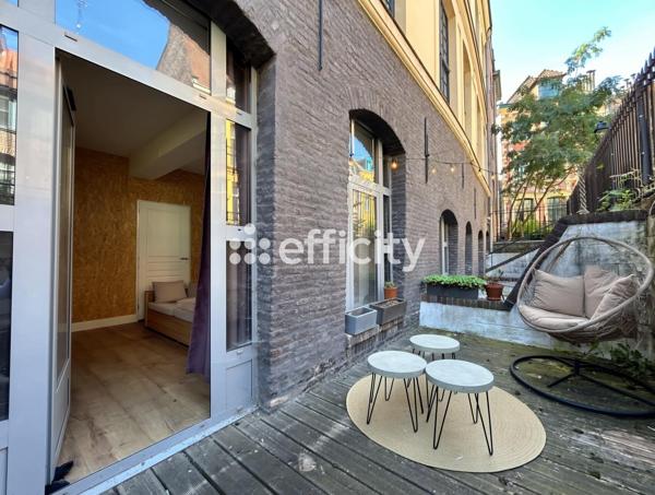 Appartement
         3 pièces
        - 72 m² 318 000 € *
