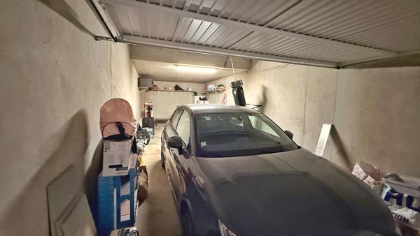A VENDRE NICE OUEST - 3 PIÈCES AVEC VUE MER, TERRASSE ET PISCINE