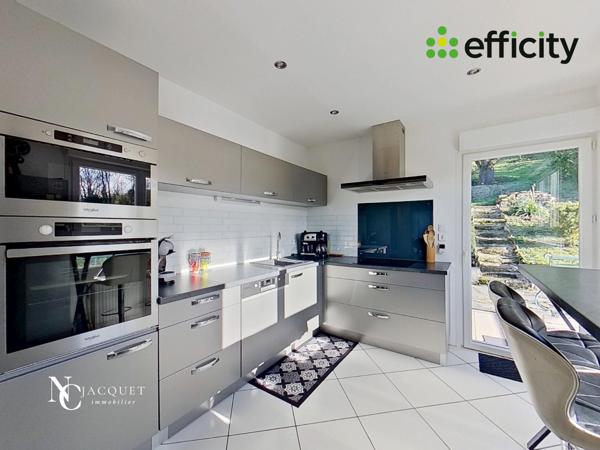 Maison 5 pièces - 148 m² Exclusivité efficity