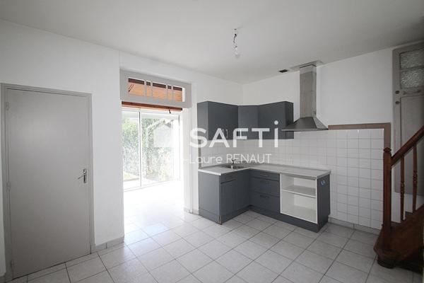 Maison rénovée – 3 chambres – Jardin