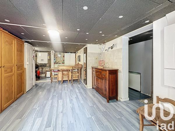 Maison à vendre 6 pièces 147 m² Orly