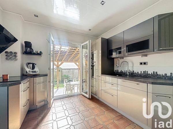 Maison à vendre 6 pièces 147 m² Orly