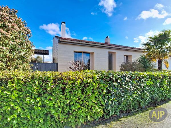 Vente maison La Roche Sur Yon : 191 000 € - AJP Immobilier La Roche-sur-Yon