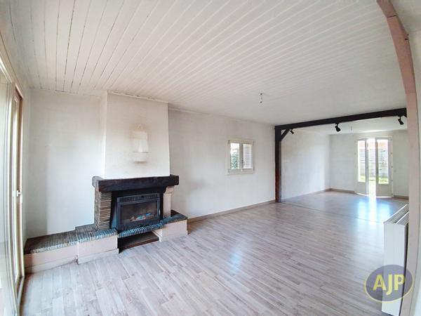 Vente maison La Roche Sur Yon : 191 000 € - AJP Immobilier La Roche-sur-Yon