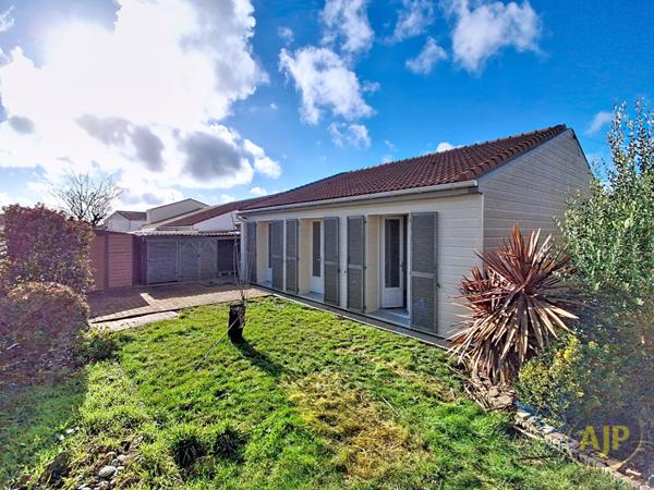 Vente maison La Roche Sur Yon : 191 000 € - AJP Immobilier La Roche-sur-Yon