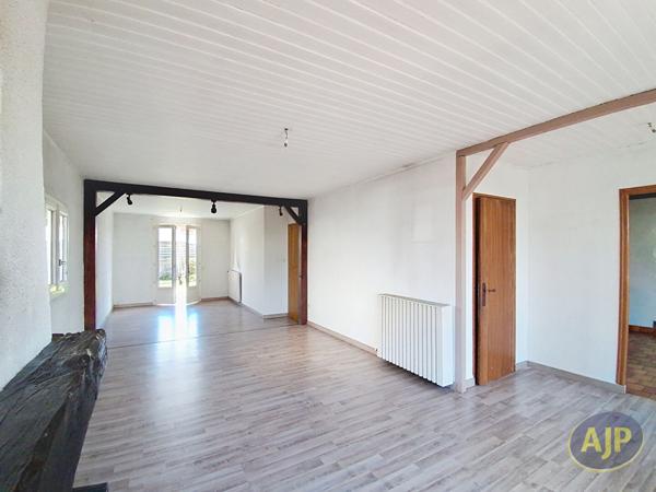 Vente maison La Roche Sur Yon : 191 000 € - AJP Immobilier La Roche-sur-Yon