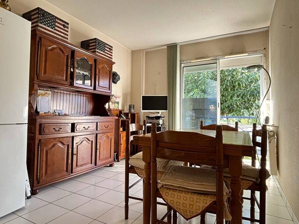 APPARTEMENT à VAUX SUR MER