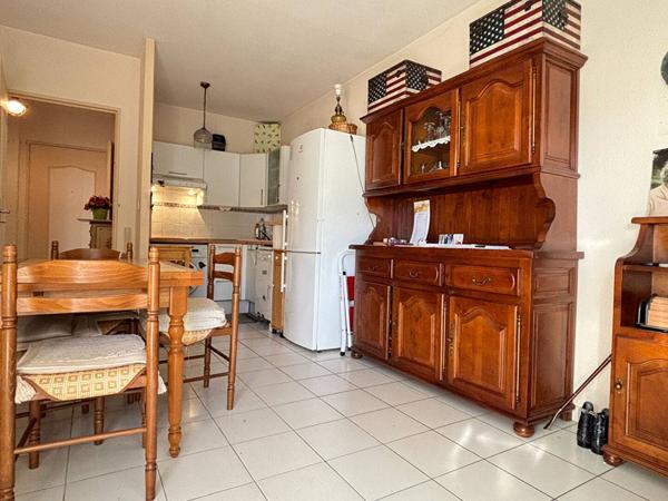 APPARTEMENT à VAUX SUR MER