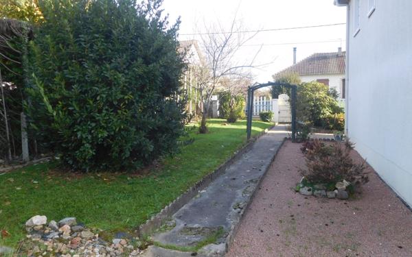 Maison à vendre    4 pièces •  Saint-Yrieix-la-Perche