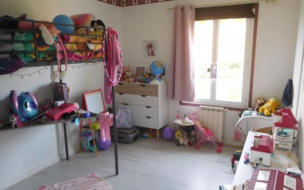 Maison à vendre    4 pièces •  Saint-Yrieix-la-Perche