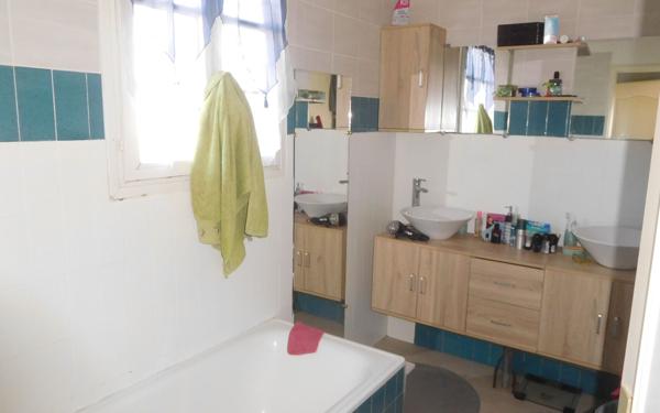 Maison à vendre    4 pièces •  Saint-Yrieix-la-Perche