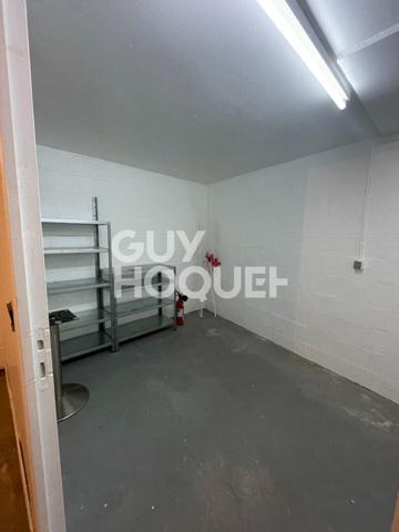 LOCAL COMMERCIAL AVEC FORTE VISIBILITE