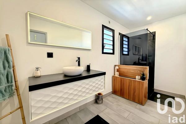 Maison à vendre 5 pièces 98 m² Saint-Pierre