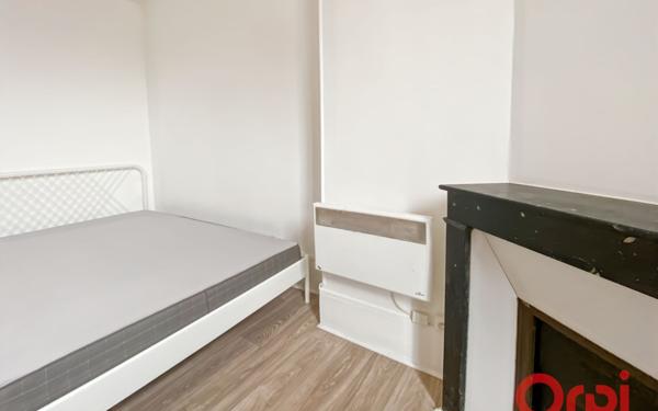 Appartement à vendre    2 pièces • 28 m2 Saint-Denis