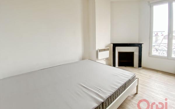 Appartement à vendre    2 pièces • 28 m2 Saint-Denis