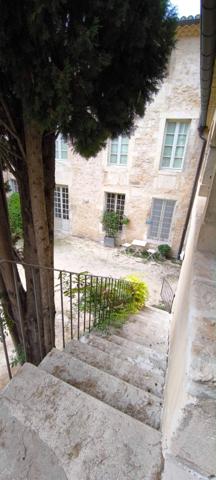 Élégance patrimoniale, art de vivre Maison Bolléne (84)