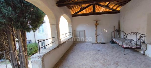 Élégance patrimoniale, art de vivre Maison Bolléne (84)