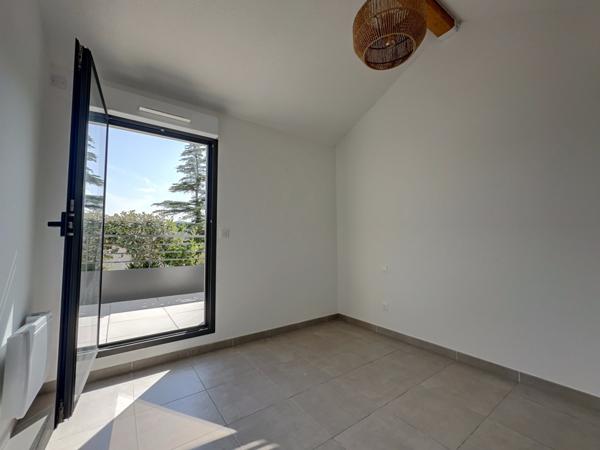 Mandelieu-la-Napoule (06210) Mandelieu, Quartier Cottage, résidence de 8 appartements de 2023, T4 en duplex dernier étage 2 grandes terrass