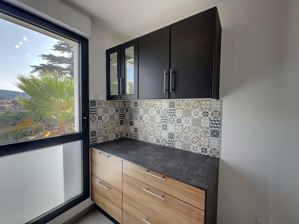 Mandelieu-la-Napoule (06210) Mandelieu, Quartier Cottage, résidence de 8 appartements de 2023, T4 en duplex dernier étage 2 grandes terrass