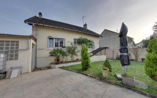 Maison à vendre    4 pièces •  Aulnay-sous-Bois