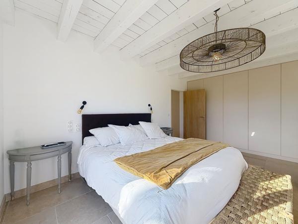Vente Maison de luxe Uzès 8 Pièces 330 m²