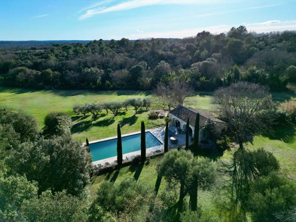 Vente Maison de luxe Uzès 8 Pièces 330 m²