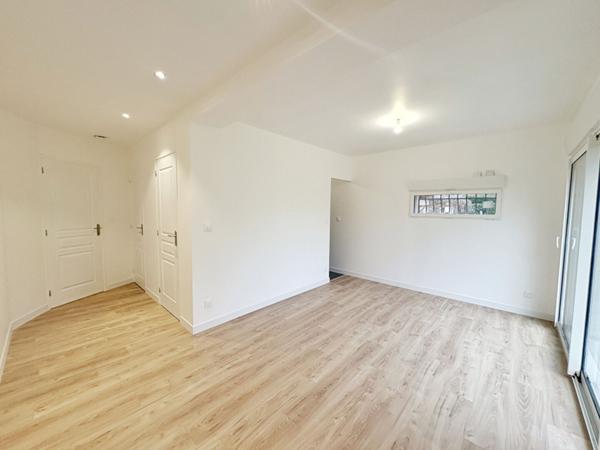 Maison Sains en Amiénois 6 pièce(s) 143 m2