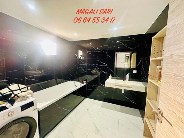 Villa Salindres 8 pièce(s) 185 m2 + Piscine  Pool House