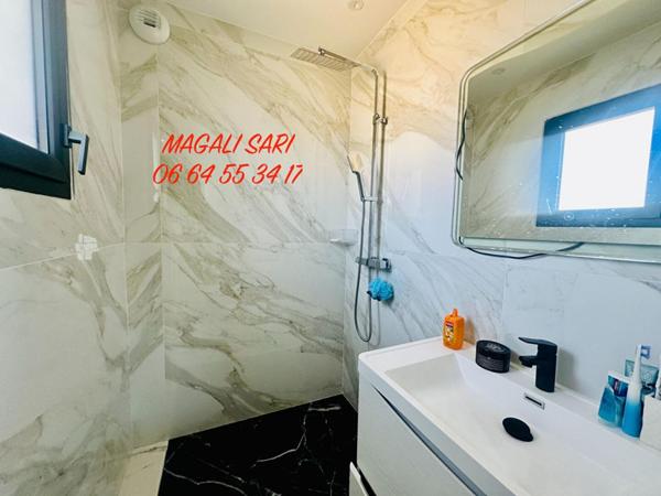 Villa Salindres 8 pièce(s) 185 m2 + Piscine  Pool House