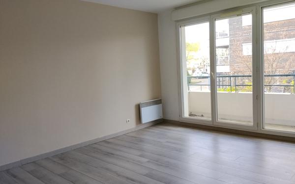 Appartement à louer    3 pièces •  Massy