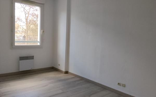 Appartement à louer    3 pièces •  Massy