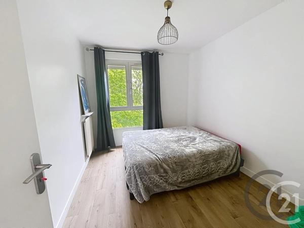 Appartement F5 à vendre  5 pièces - 109 m 2   AUXERRE  - 89