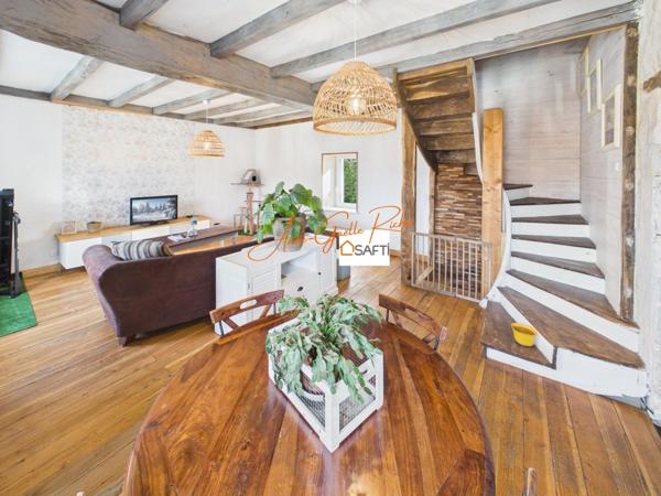 Corps de ferme avec dépendances et domaine de 8 ha