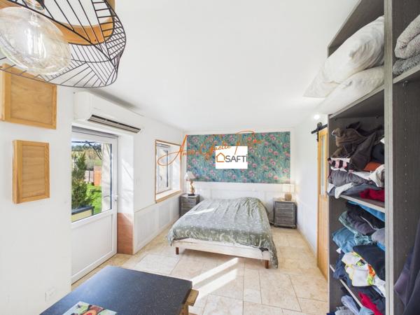 Corps de ferme avec dépendances et domaine de 8 ha