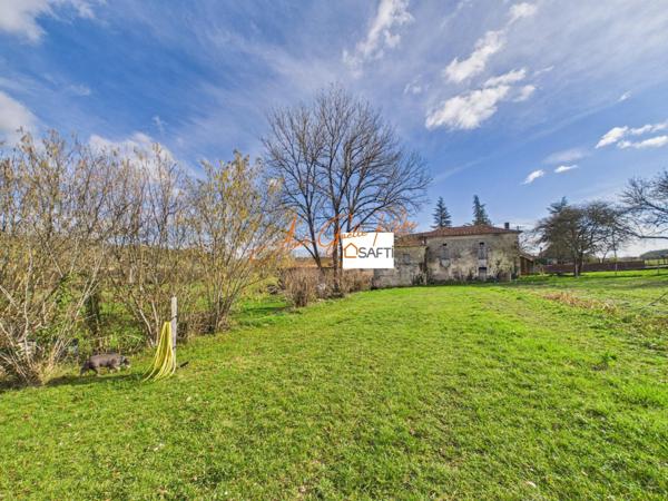 Corps de ferme avec dépendances et domaine de 8 ha