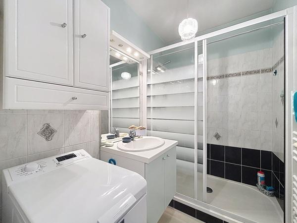 Appartement T3 lumineux avec balcon et garage ? Angers Sud