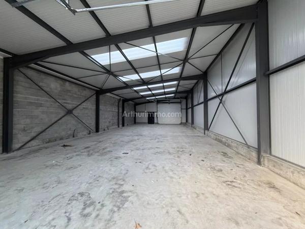Location Local commercial 1 pièces 110 m2 à Auray