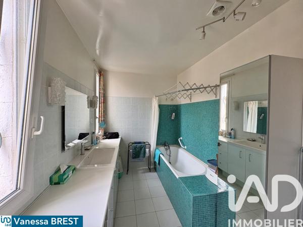 Maison à vendre 10 pièces 225 m² Saint-Maur-des-Fossés