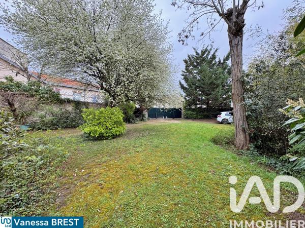 Maison à vendre 10 pièces 225 m² Saint-Maur-des-Fossés