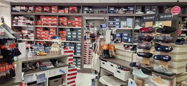 Magasin de chaussures à vendre à ISSOIRE (63)