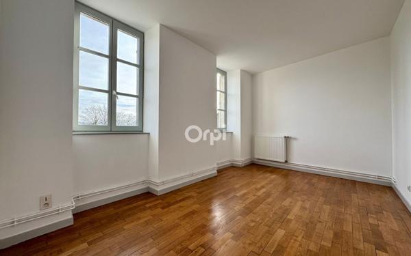 Appartement à louer    5 pièces • 102,11 m2 Vy-lès-Rupt