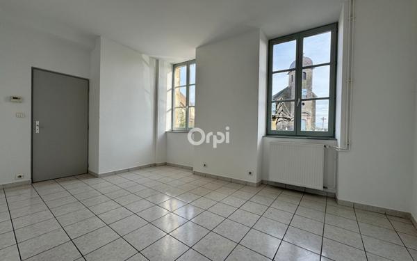 Appartement à louer    5 pièces • 102,11 m2 Vy-lès-Rupt