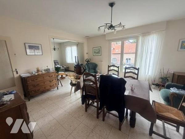 MAISON D'HABITATION