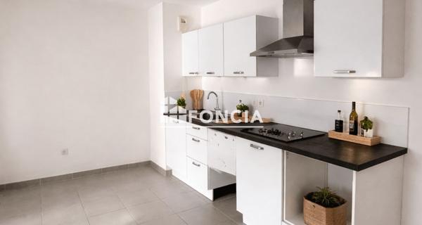 À vendre Appartement 2 pièces 56.14 m² - Hyères 83400