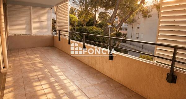 À vendre Appartement 2 pièces 56.14 m² - Hyères 83400