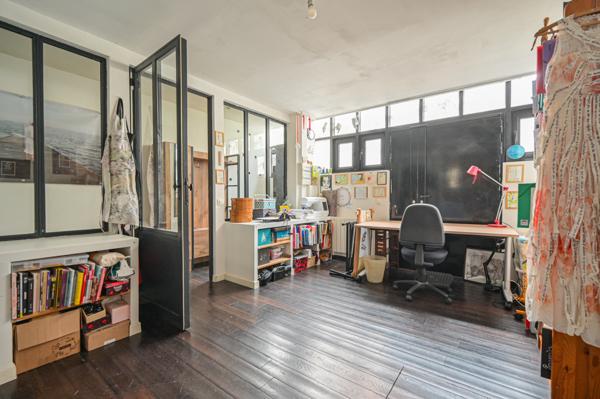 Saint-Denis (93200) Triplex "esprit loft " à Saint-Denis